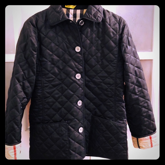 Burberry Jackets & Blazers - Classic Burberry quilted jacket